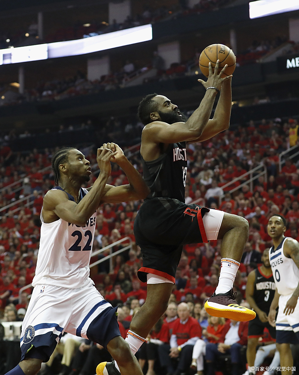 赛后NBA季后赛传出新动向,圣安东尼奥马刺防线松动,管理层表态:气氛紧张,更衣室氛围转暖的简单介绍-开云体育下载